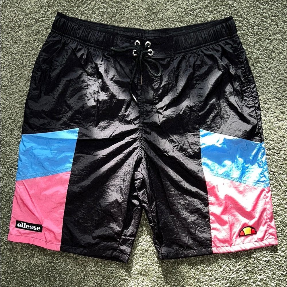 NWT Ellesse Heritage Men’s Swim Trunks – Size XL (US)